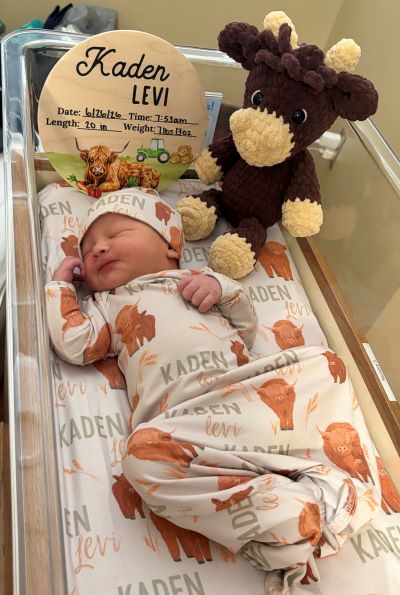 Kaden Levi Davis Baby Pic